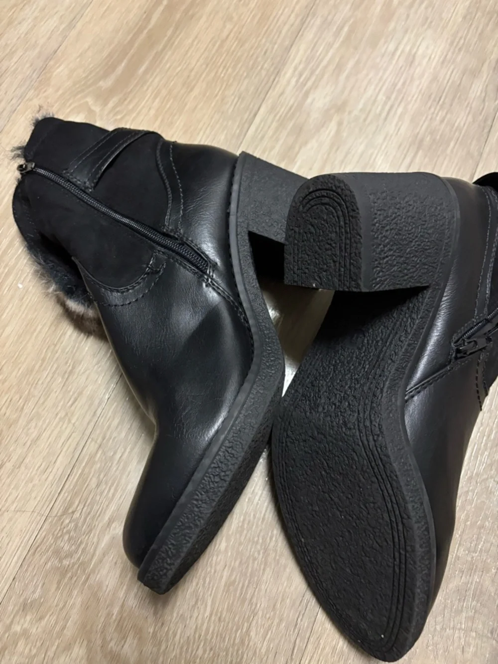 Black Faux-Fur Ankle‎ Winter Boots for Women